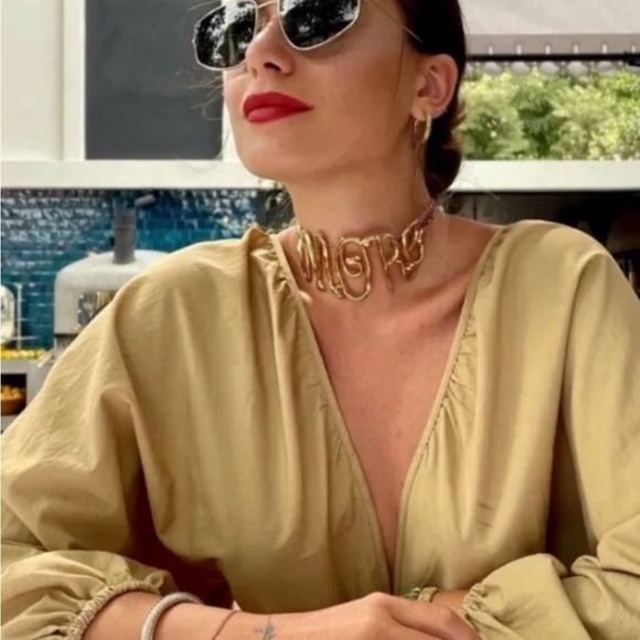 Zara “AMORE” Choker Necklace Hot Item! New without 🏷️ comes with beautiful box - Picture 2 of 6